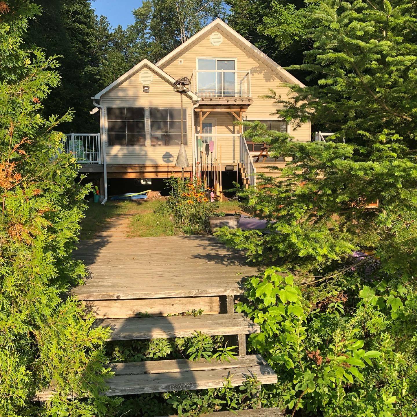 1012 Goodlife LN, Algonquin Highlands, ON P0A 0A8