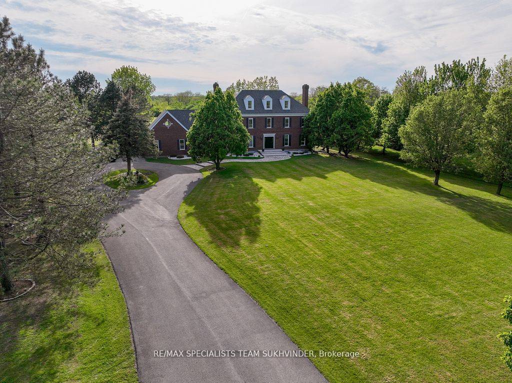 891 Rosehill RD, Fort Erie, ON L2A 5M4