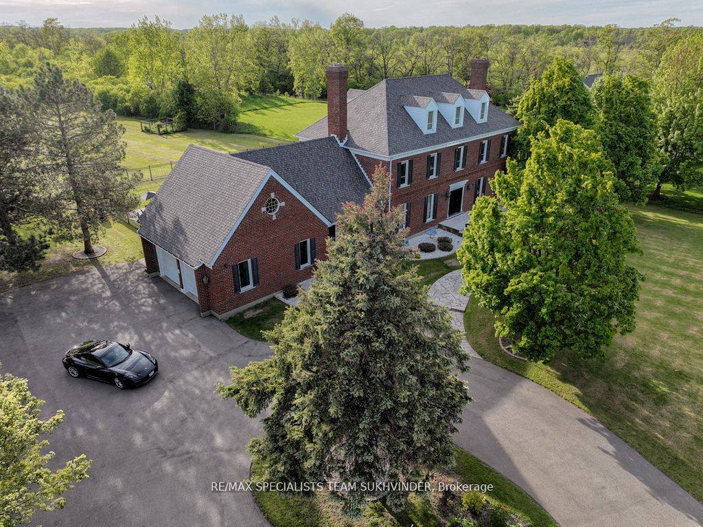 891 Rosehill RD, Fort Erie, ON L2A 5M4