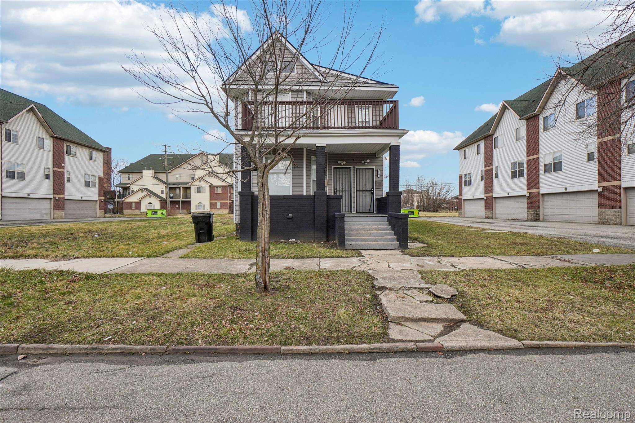 3820 Wabash ST, Detroit, MI 48208