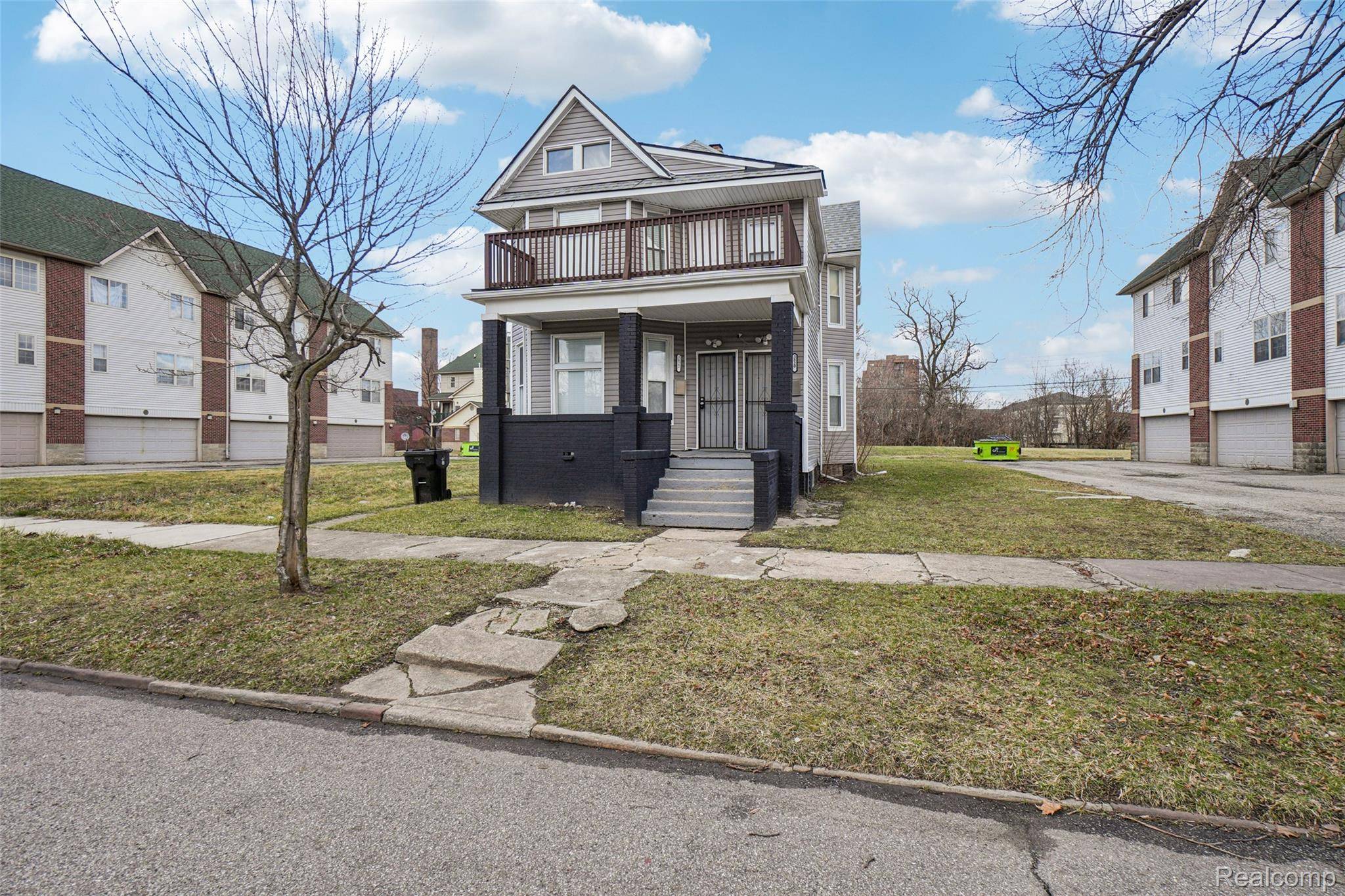 3820 Wabash ST, Detroit, MI 48208