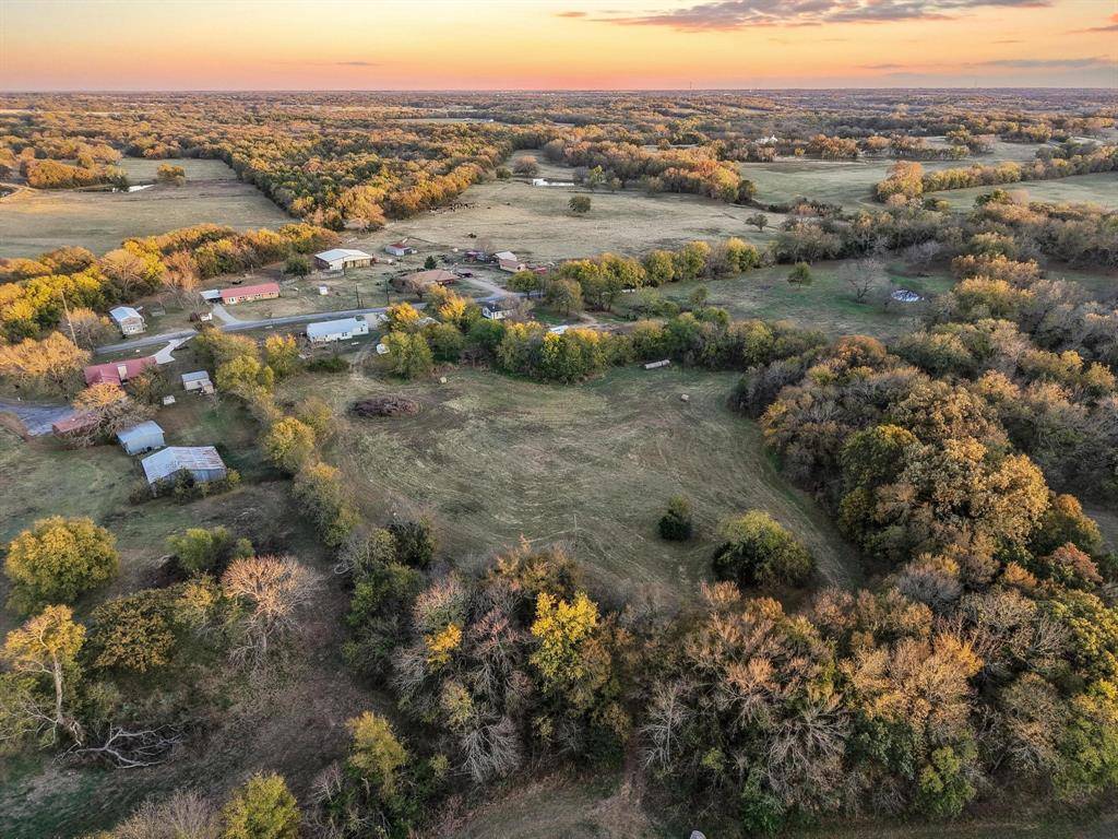 469 Dugan Chapel, Bells, TX 75414