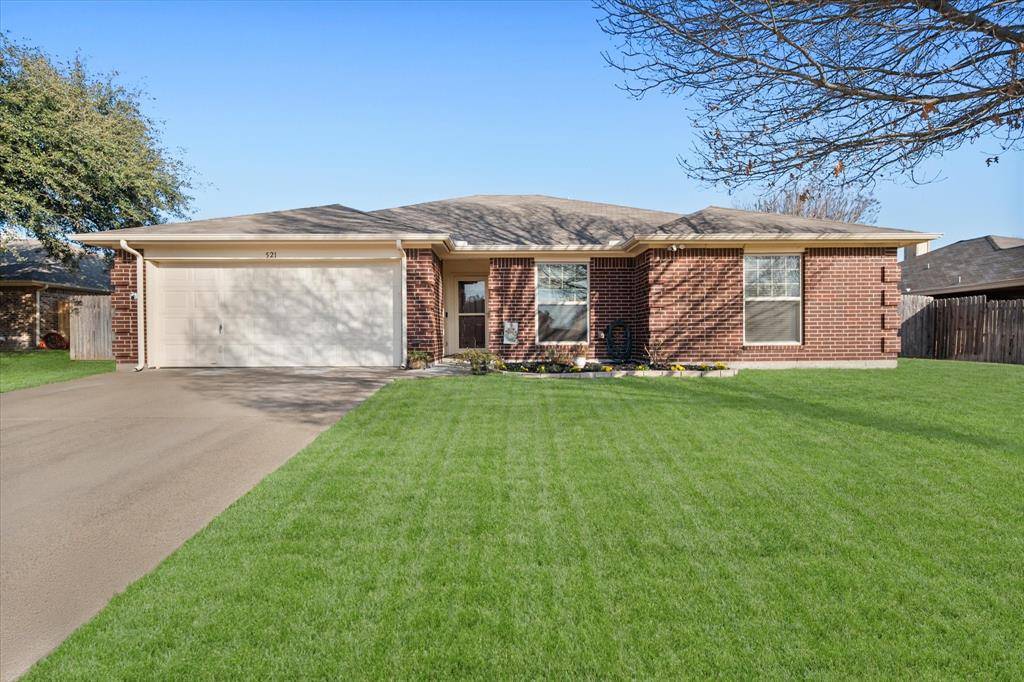521 E Oak Street, Aledo, TX 76008