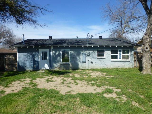 6729 Wallis Road, Lake Worth, TX 76135