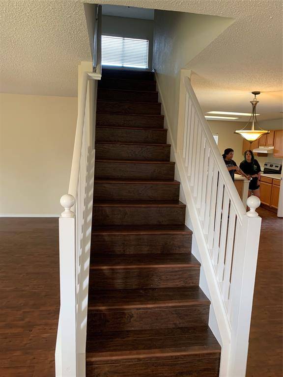 904 Valleybrook Drive, Lewisville, TX 75067