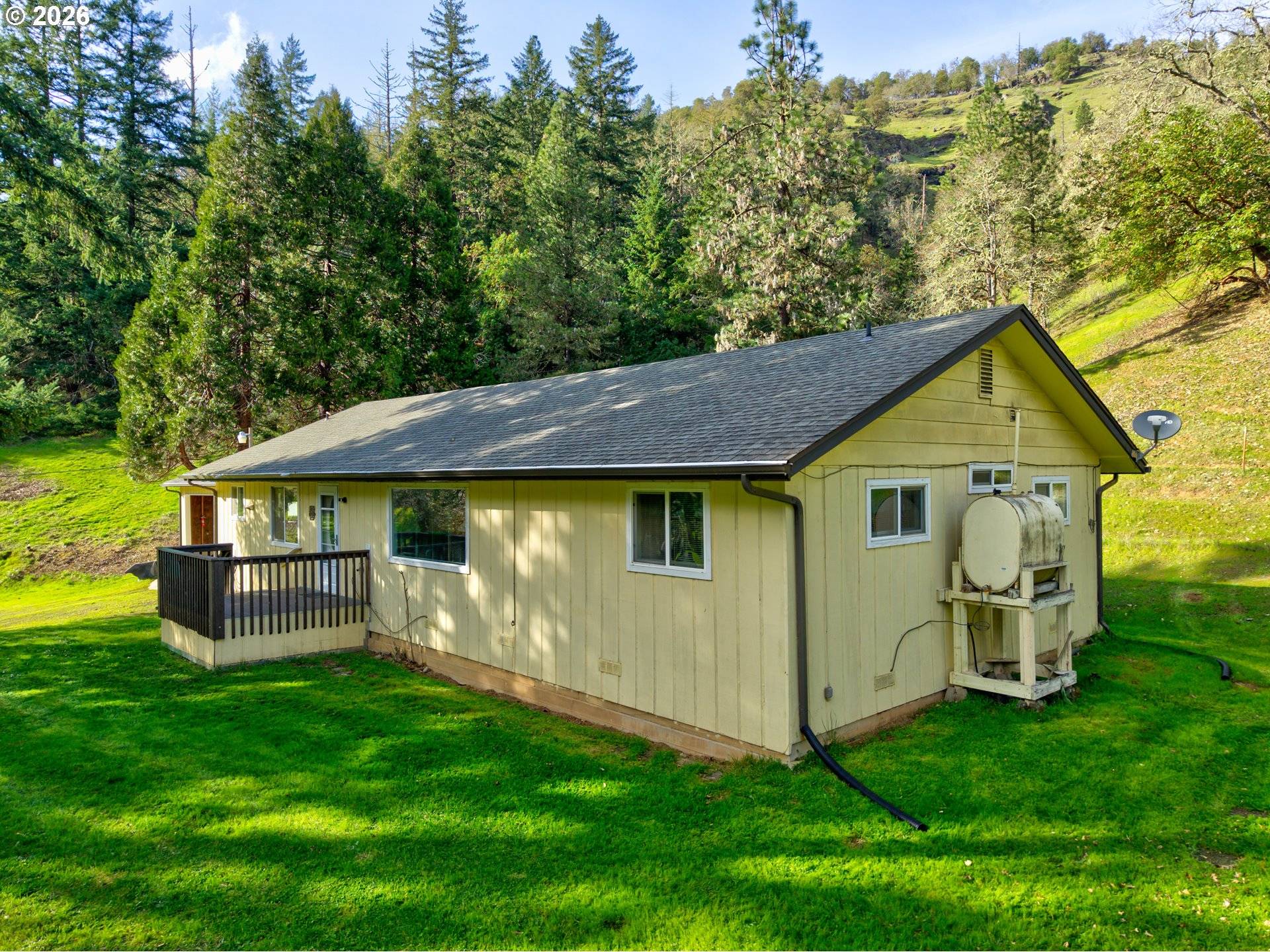 1386 RICHARDSON RD, Myrtle Creek, OR 97457