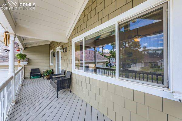 815 Meadow LN, Palmer Lake, CO 80133