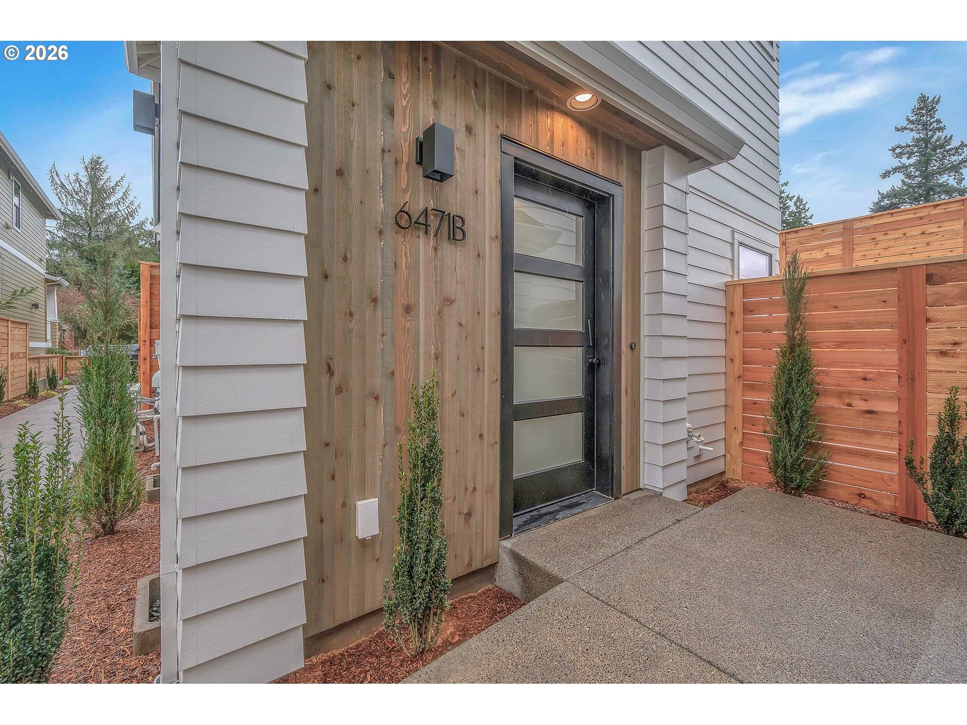 6471 SE RAMONA ST #B, Portland, OR 97206