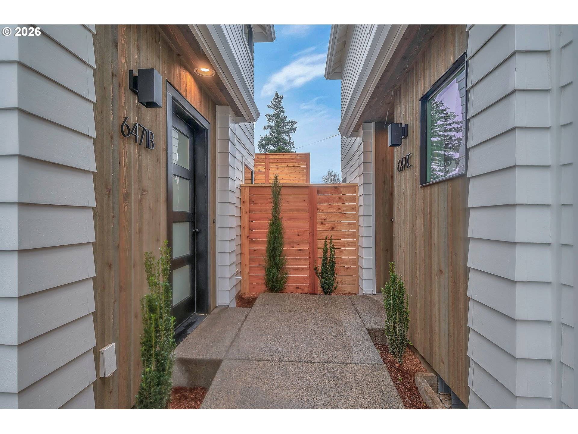 6471 SE RAMONA ST #B, Portland, OR 97206