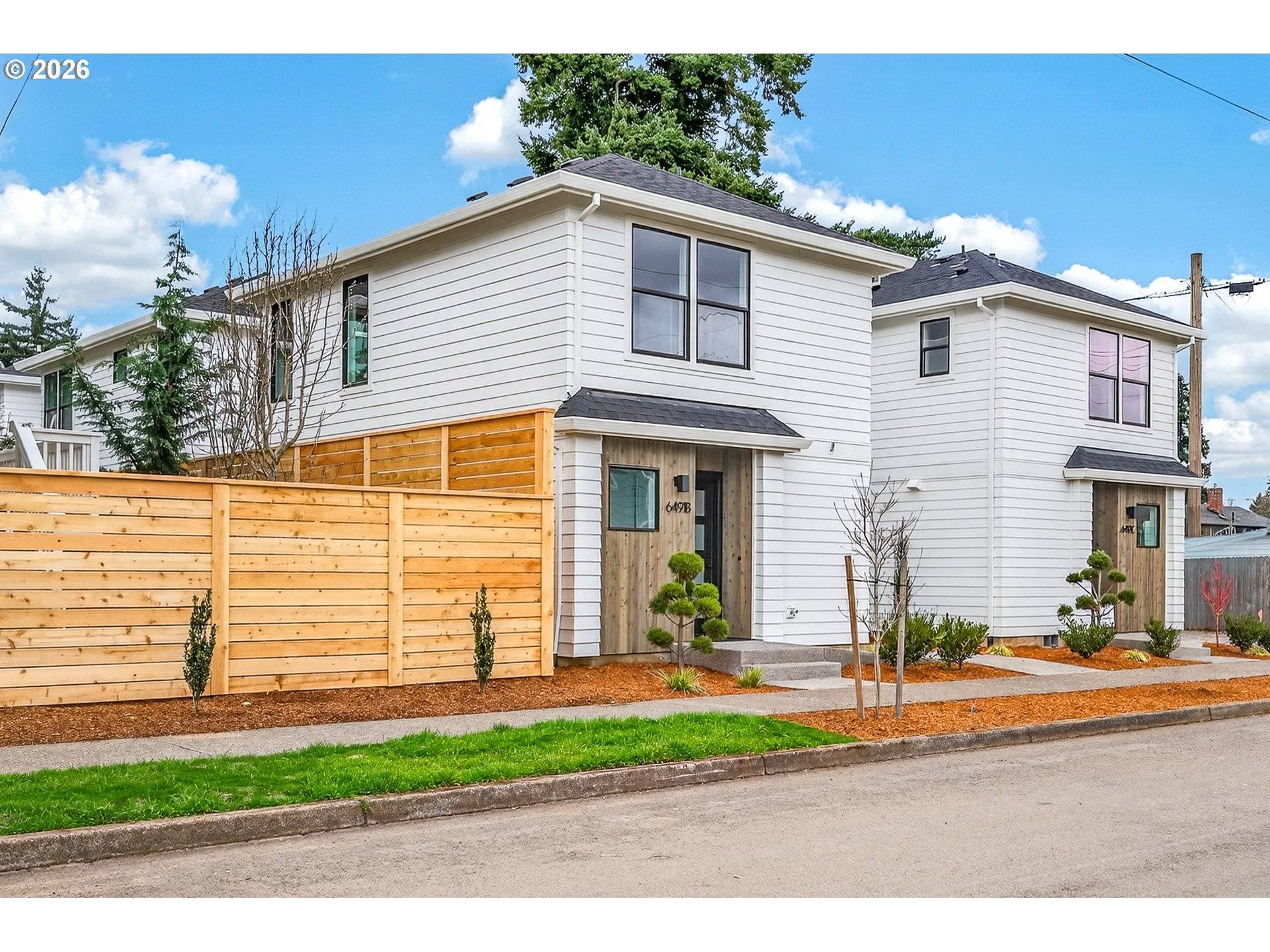 6491 SE RAMONA ST #B, Portland, OR 97206