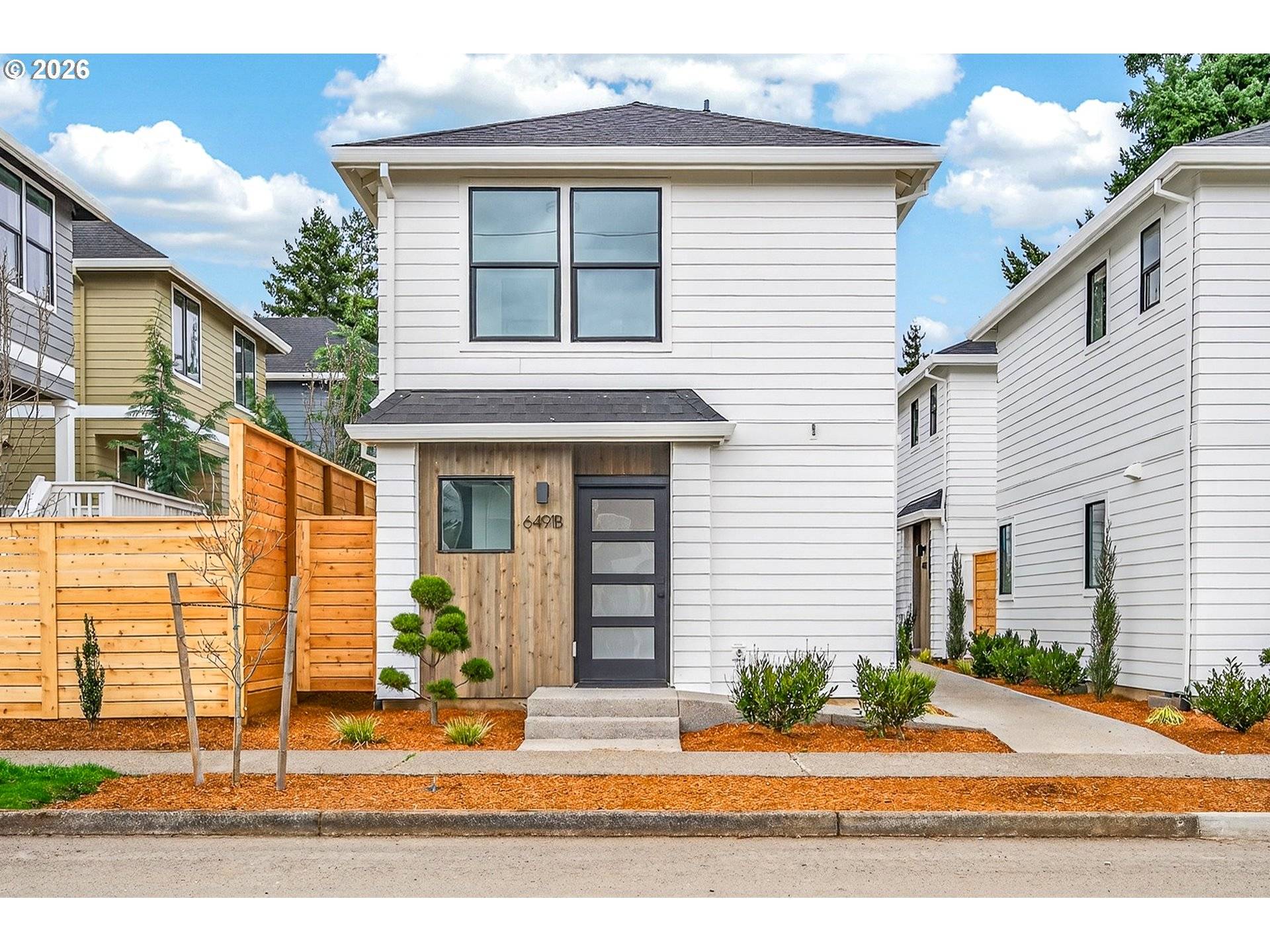 6491 SE RAMONA ST #B, Portland, OR 97206