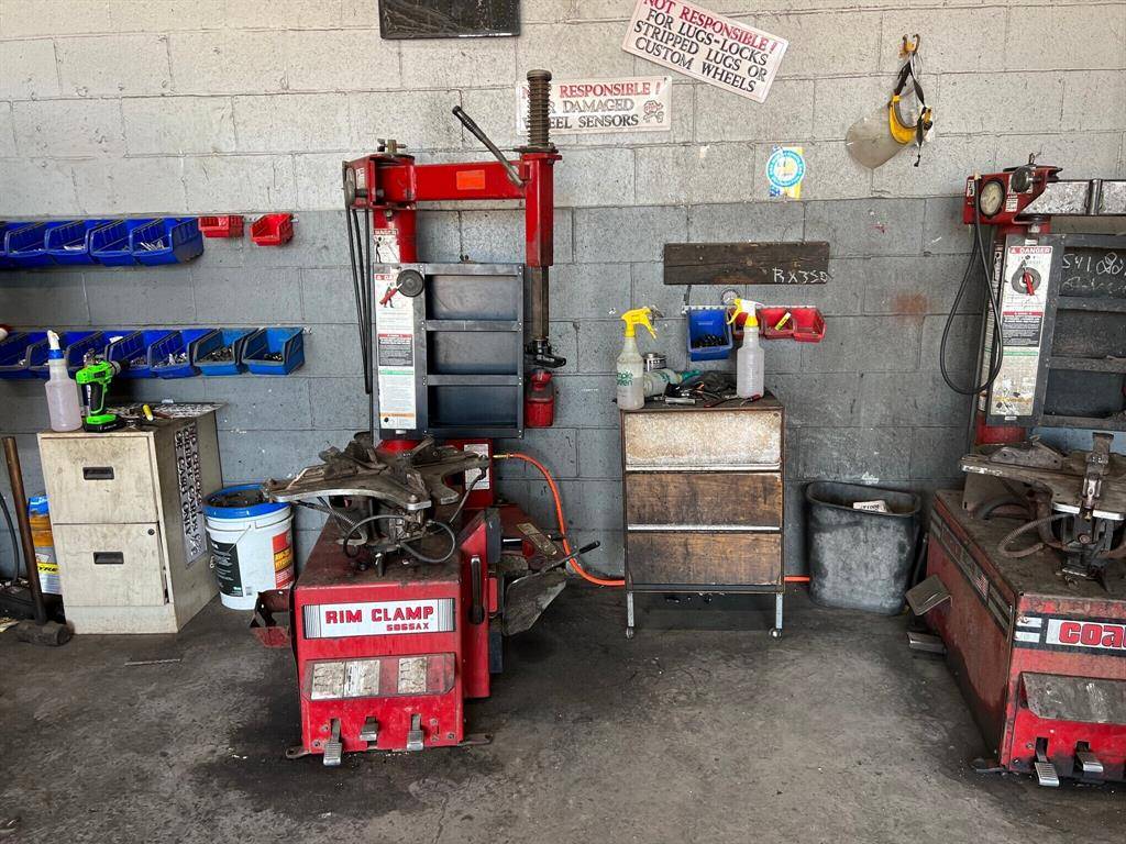 109 N Story Road, Irving, TX 75061