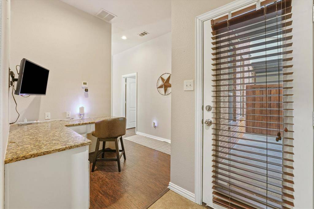 4225 Swan Forest Drive #C, Carrollton, TX 75010