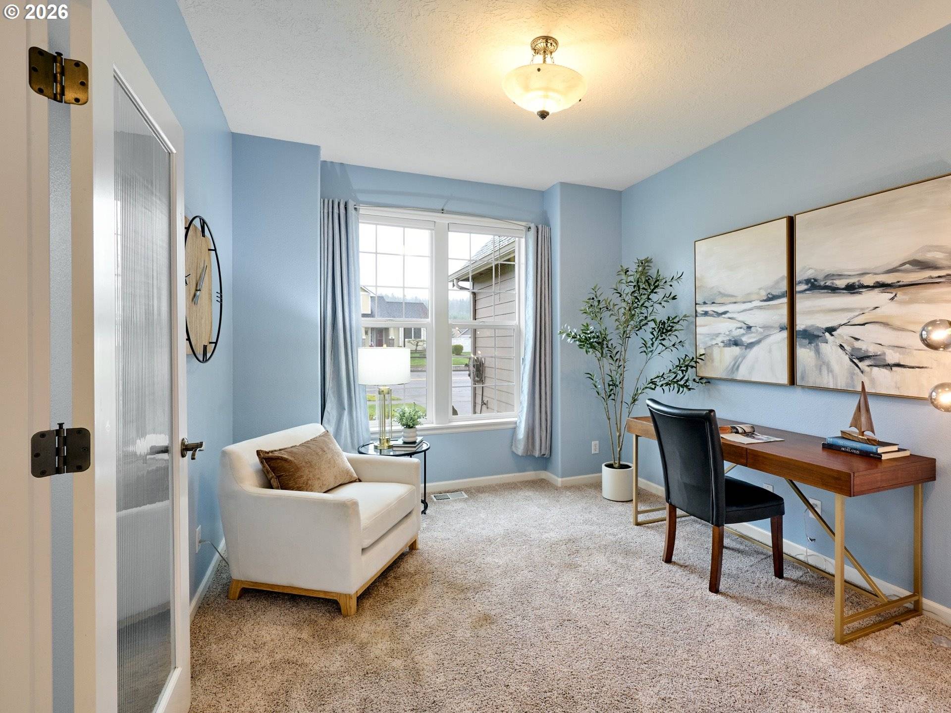 829 PIONEER DR, Silverton, OR 97381