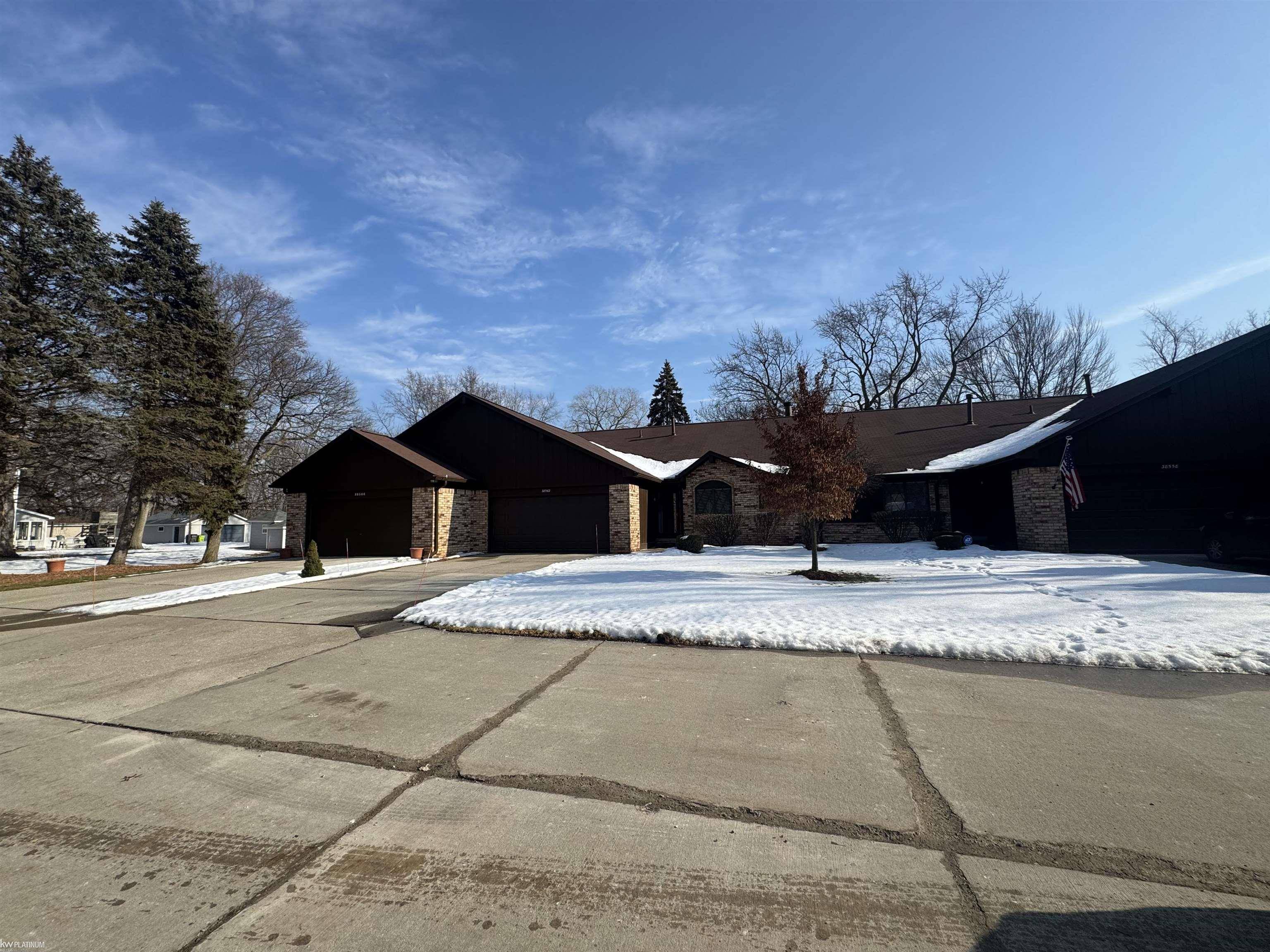 38562 Moravian DR, Clinton Twp, MI 48036