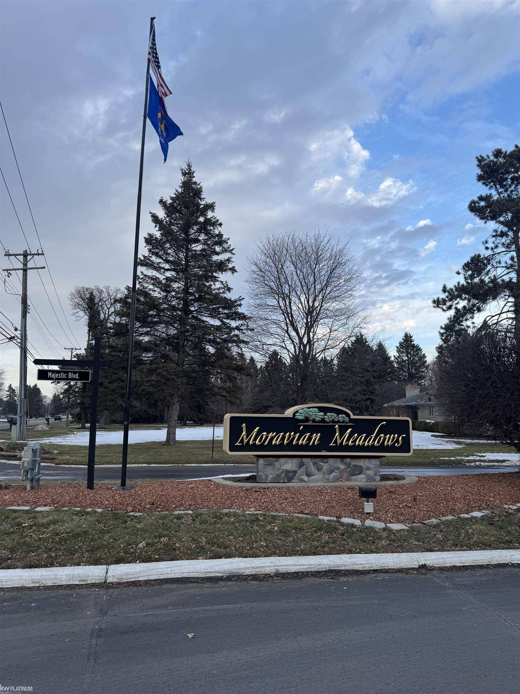 38562 Moravian DR, Clinton Twp, MI 48036