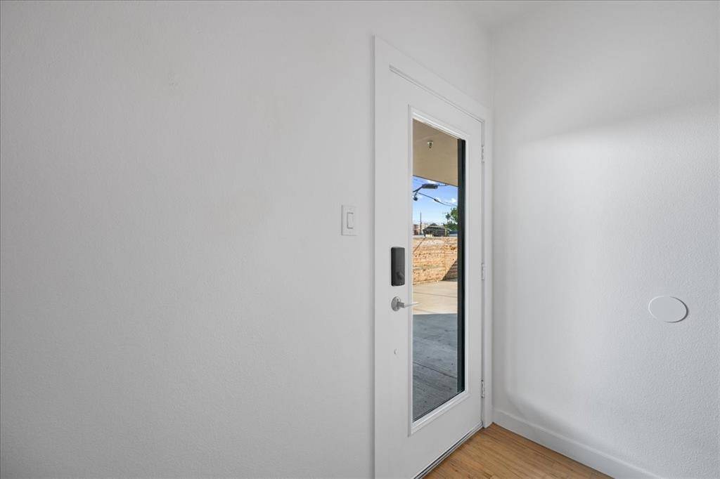 1715 Bennett Avenue #104, Dallas, TX 75206