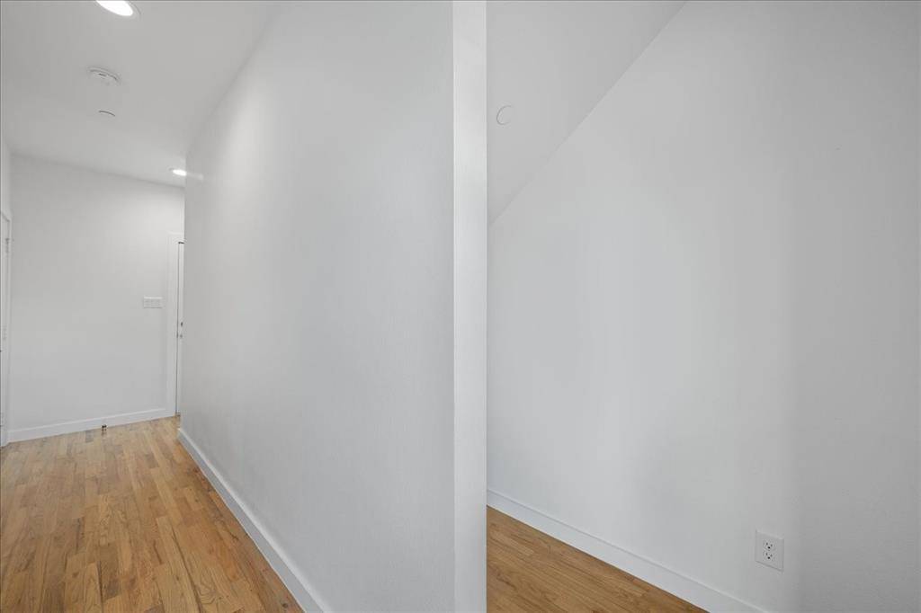 1715 Bennett Avenue #105, Dallas, TX 75206