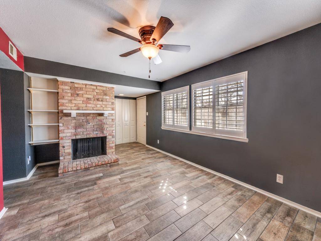 206 Westview Terrace, Arlington, TX 76013