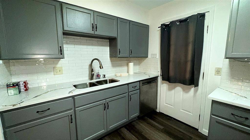 1115 Casa Drive, Mesquite, TX 75149