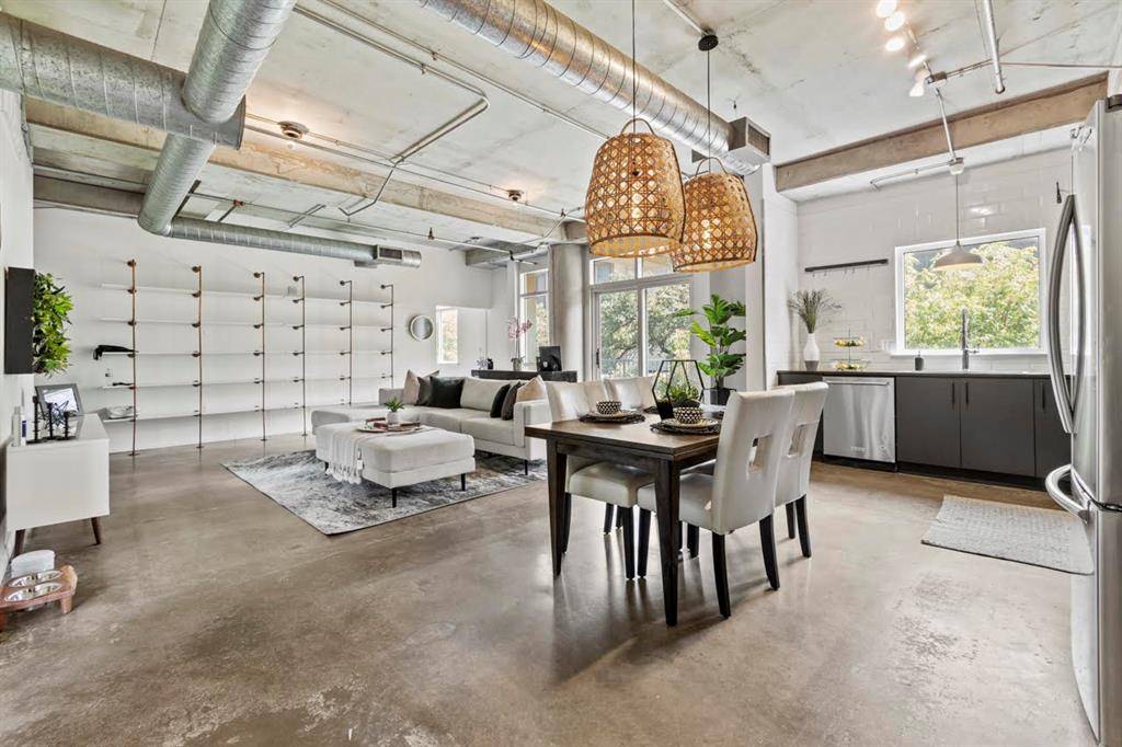 1001 Belleview Street #204, Dallas, TX 75215