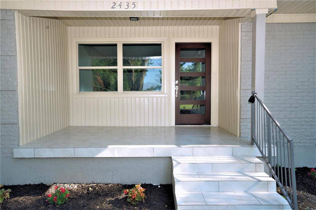 2435 Hillsboro Avenue, Dallas, TX 75228