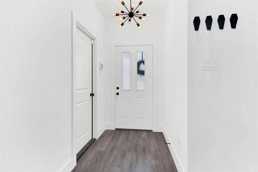 4811 Huey Street, Dallas, TX 75210