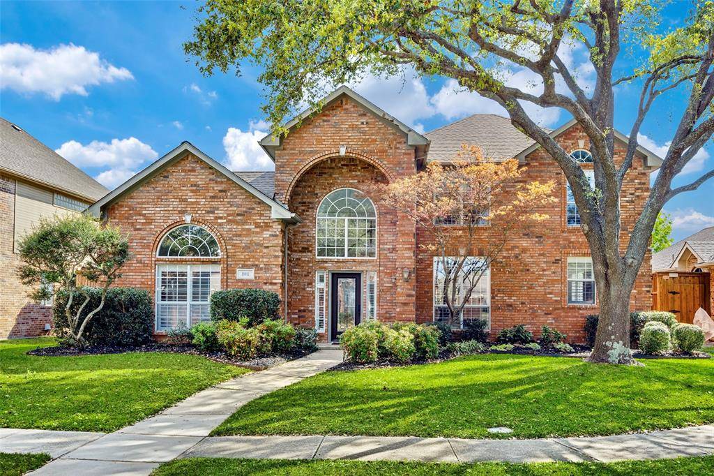 1902 Country Meadow Lane, Richardson, TX 75081