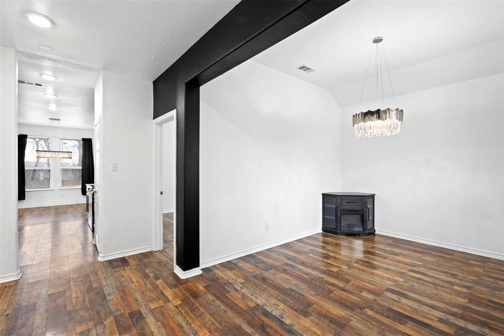 3831 Opal Avenue, Dallas, TX 75216