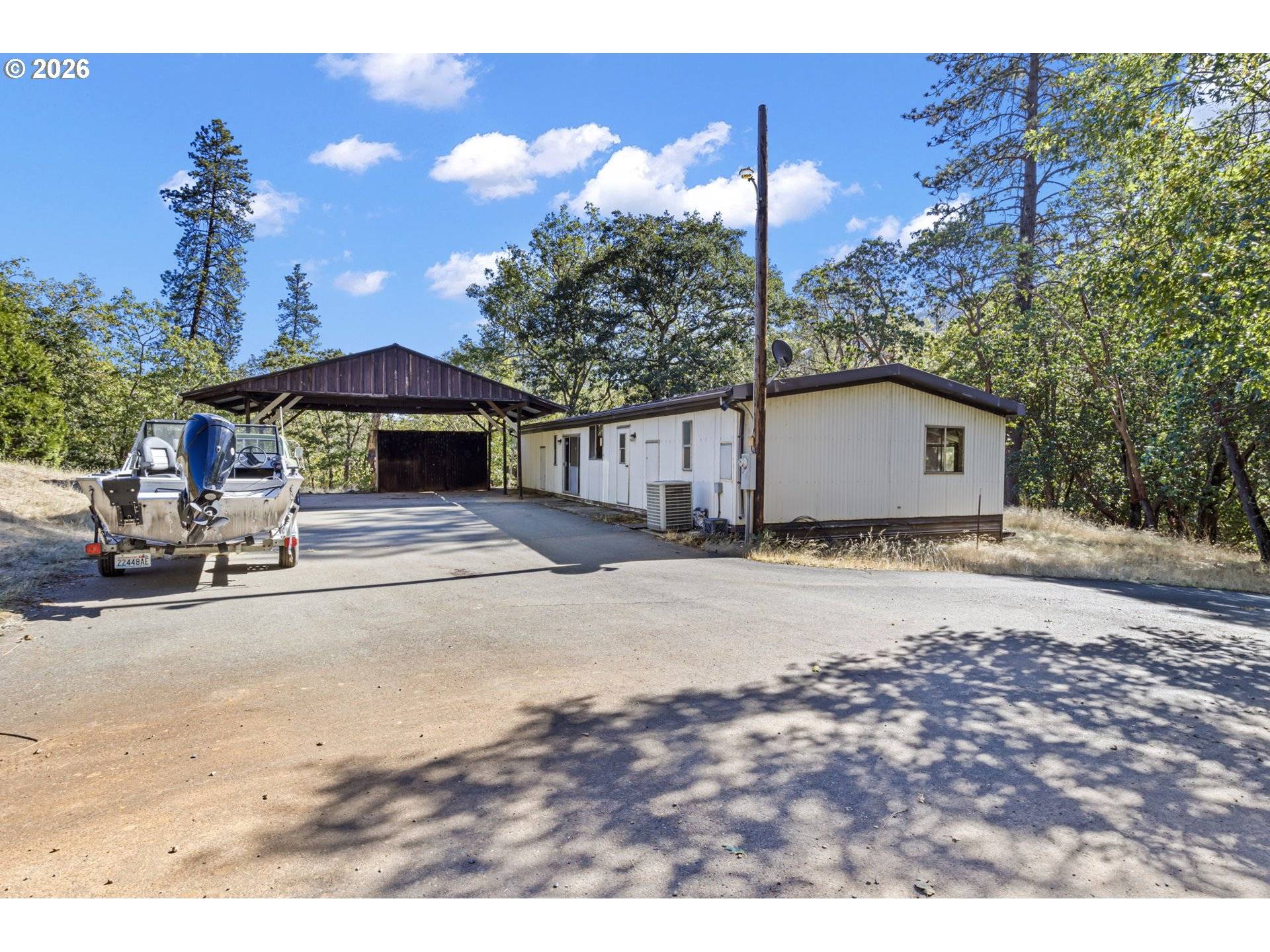 4950 FOOTHILL BLVD, Grants Pass, OR 97526