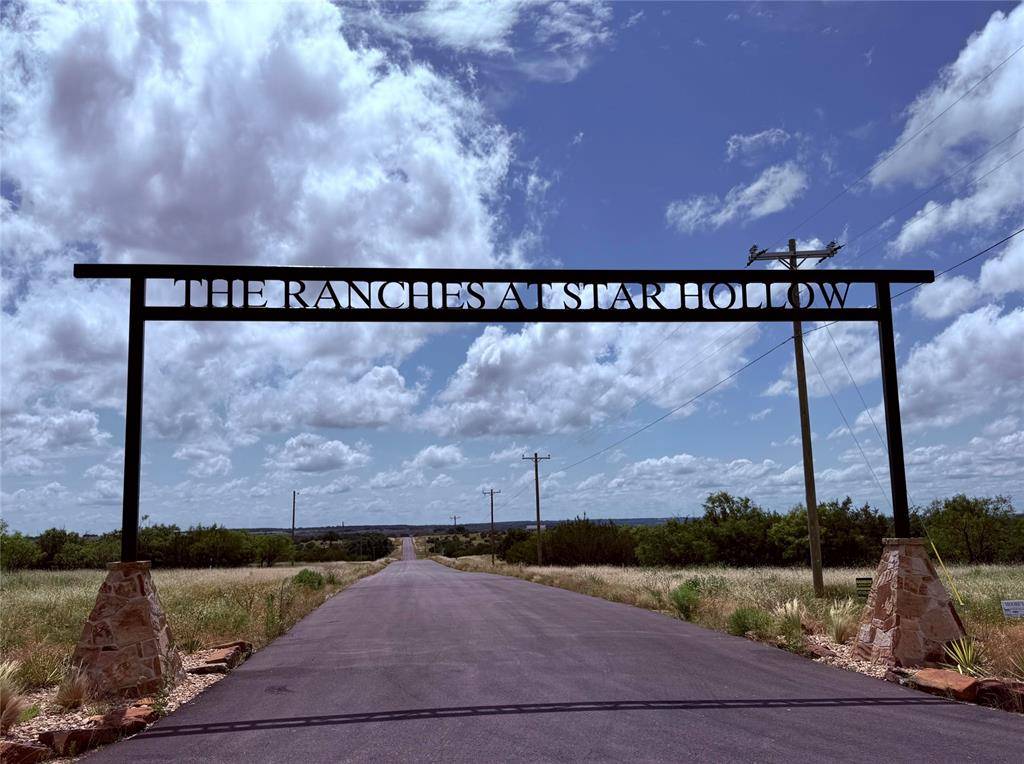 184 Gilmore Court, Lipan, TX 76462