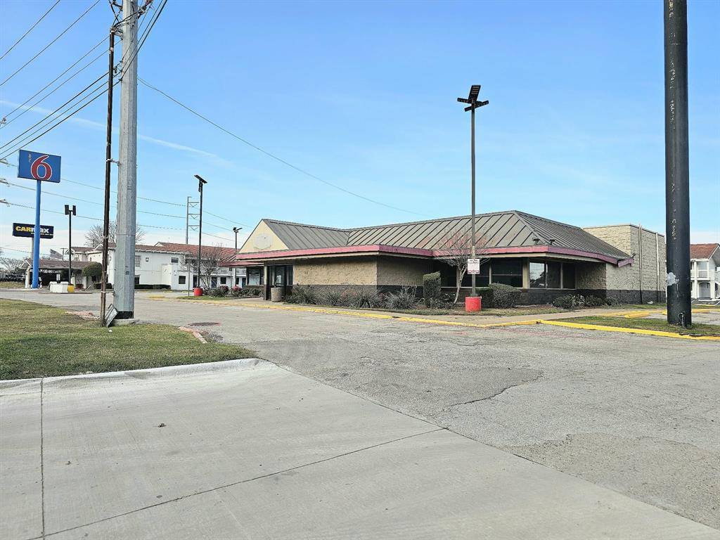 12733 Lyndon B Johnson Freeway, Garland, TX 75041