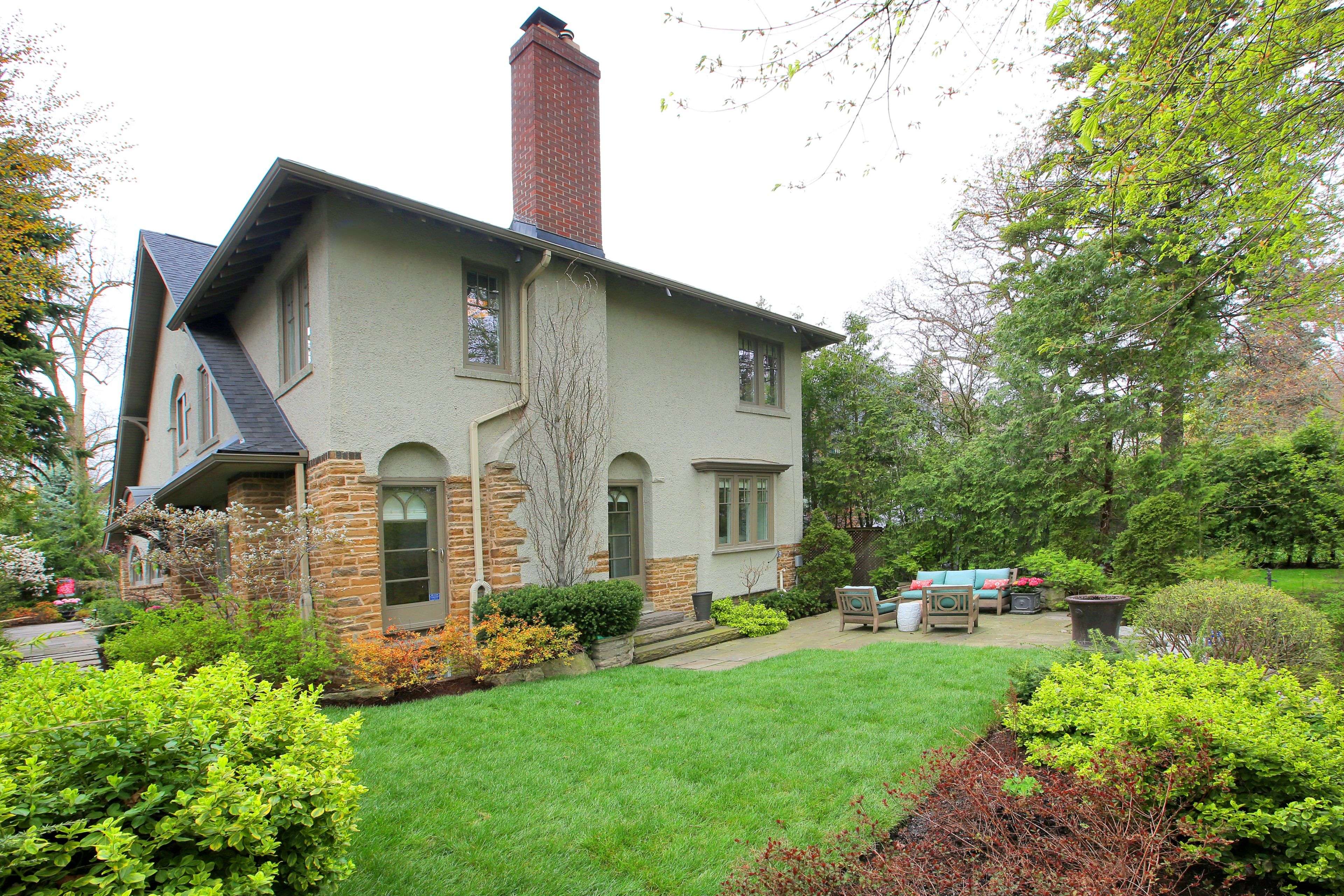 39 Glengowan RD, Toronto C04, ON M4N 1G1