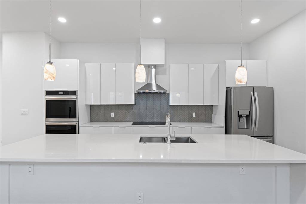 2511 Crossman Avenue, Dallas, TX 75212