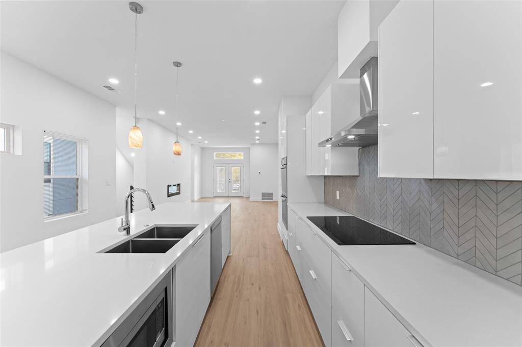 2511 Crossman Avenue, Dallas, TX 75212