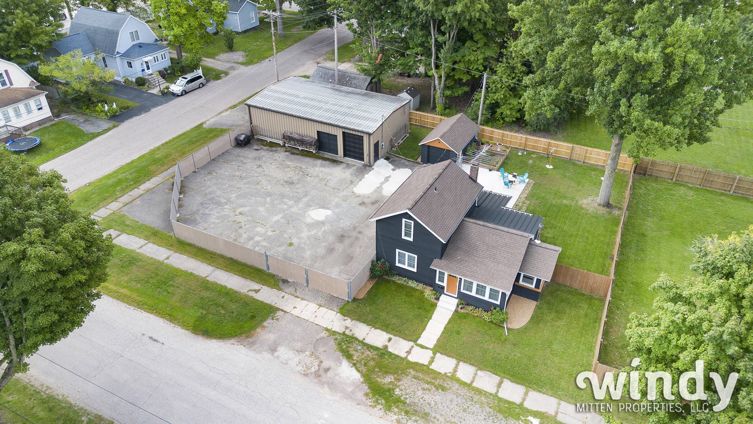 106 Lagrange ST, Dowagiac City, MI 49047