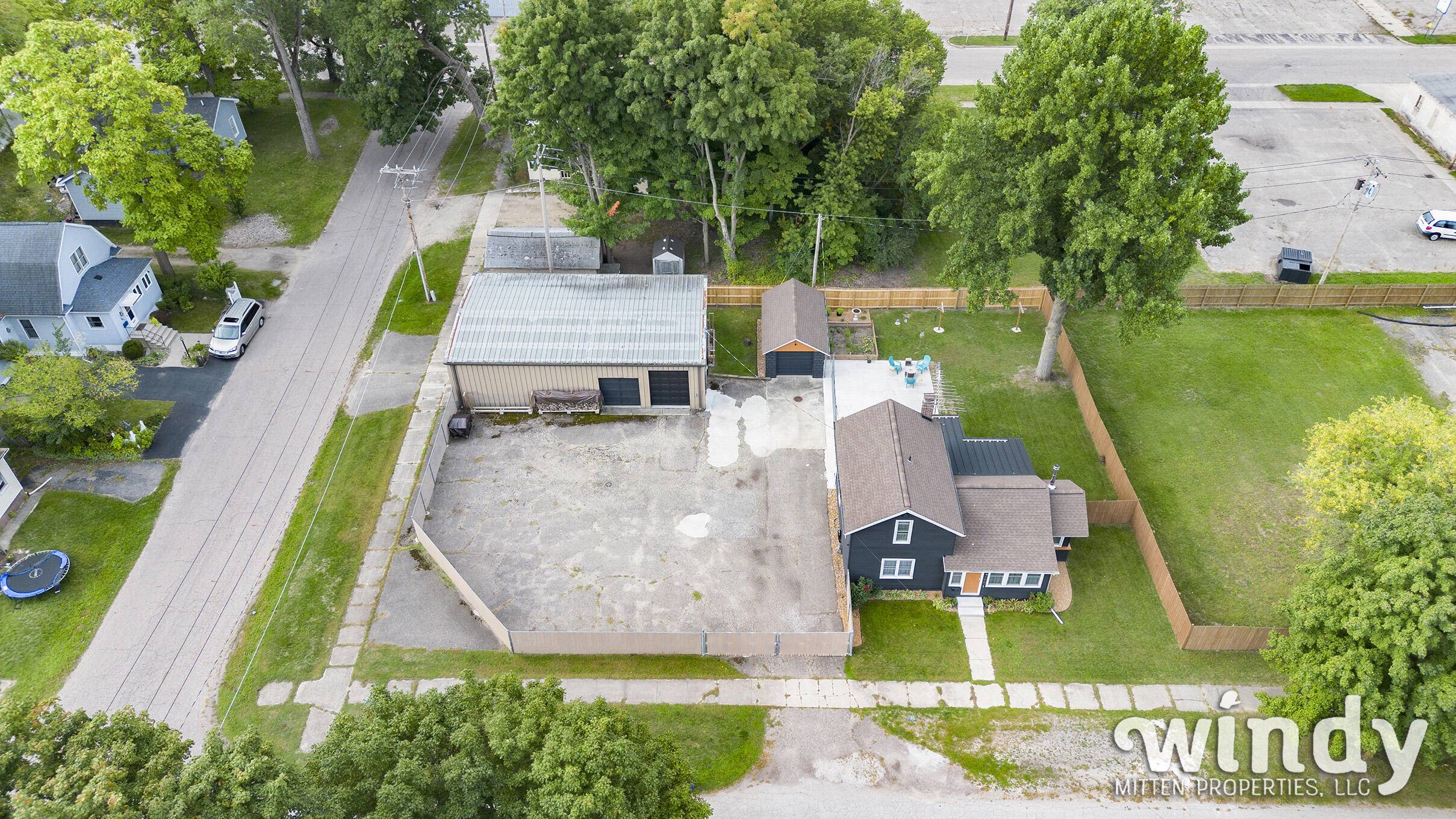 106 Lagrange ST, Dowagiac City, MI 49047