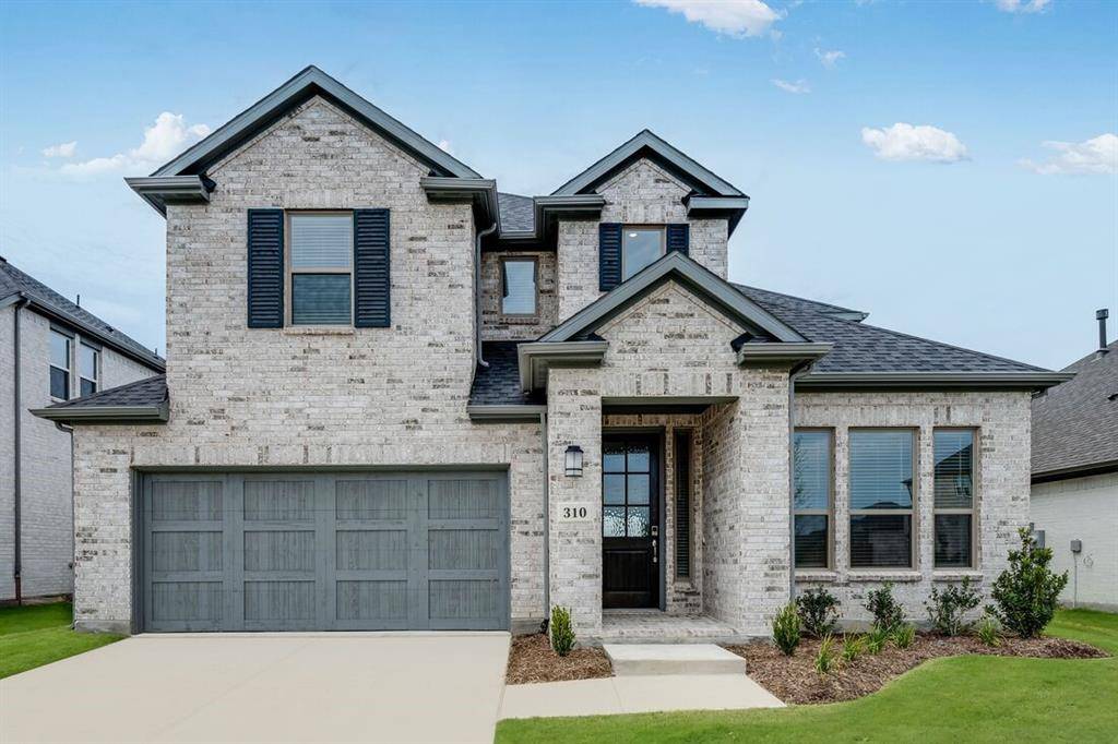 310 Trillium Street, Oak Point, TX 75068