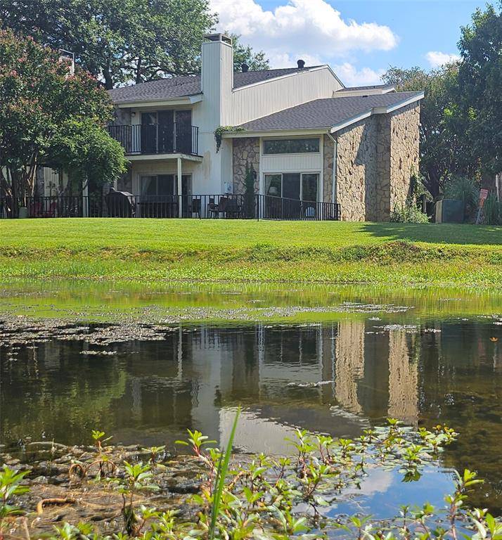 1827 Lakecrest Circle, Carrollton, TX 75006