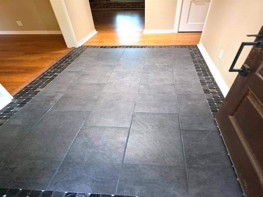 5800 Mount Rockwood Circle, Waco, TX 76710