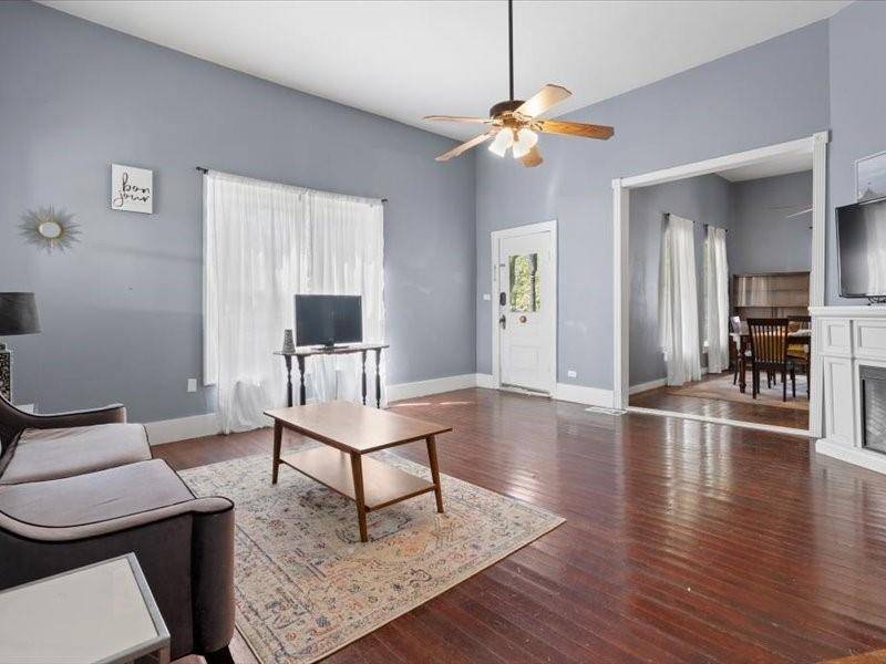 809 E Adams Street, Itasca, TX 76055