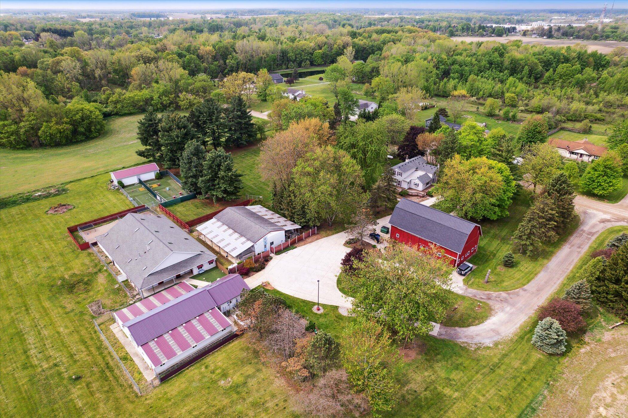 3650 Hogback RD, Handy Twp, MI 48836