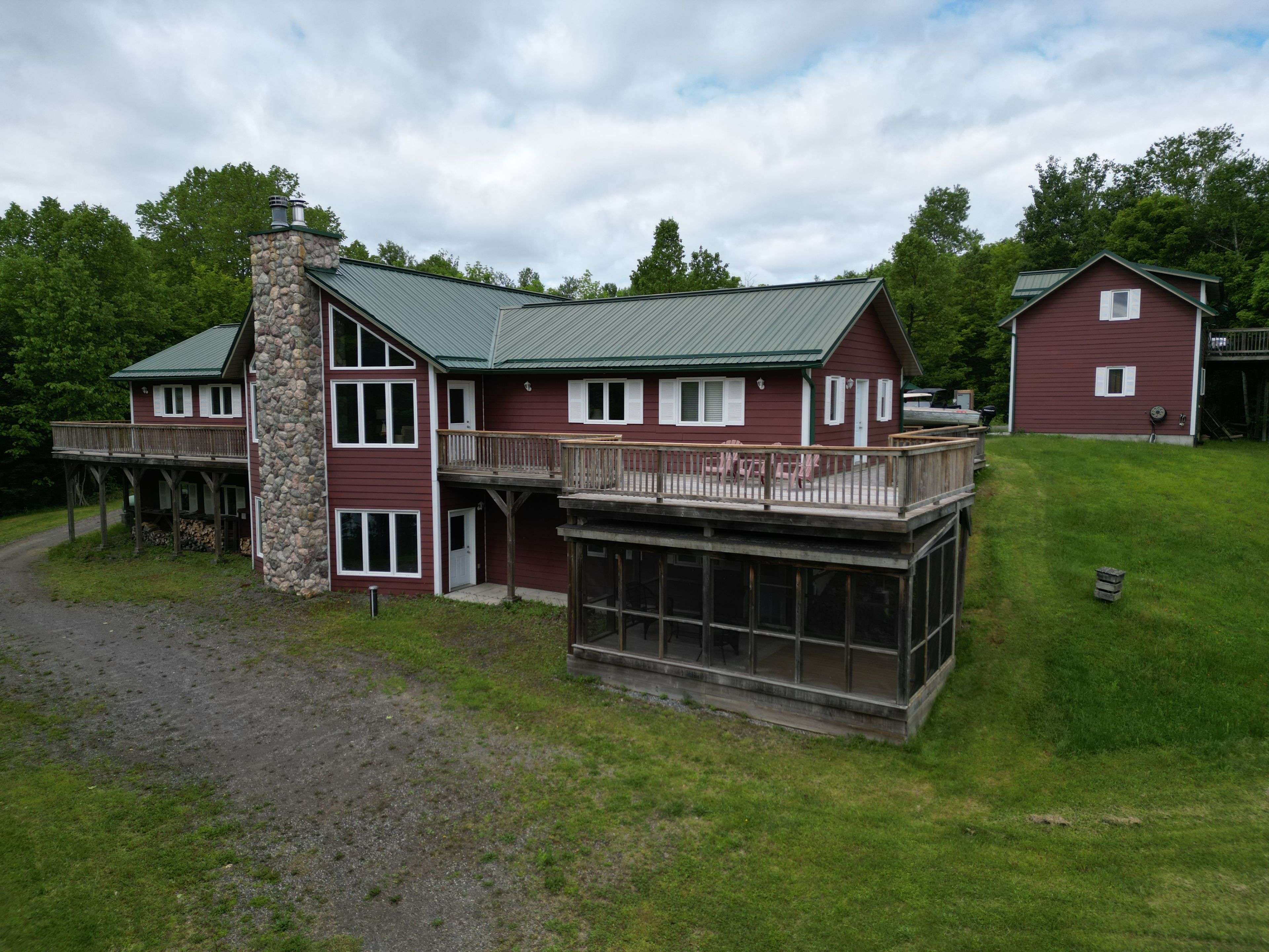 1990 North RD, Parry Sound Remote Area, ON P0H 1S0