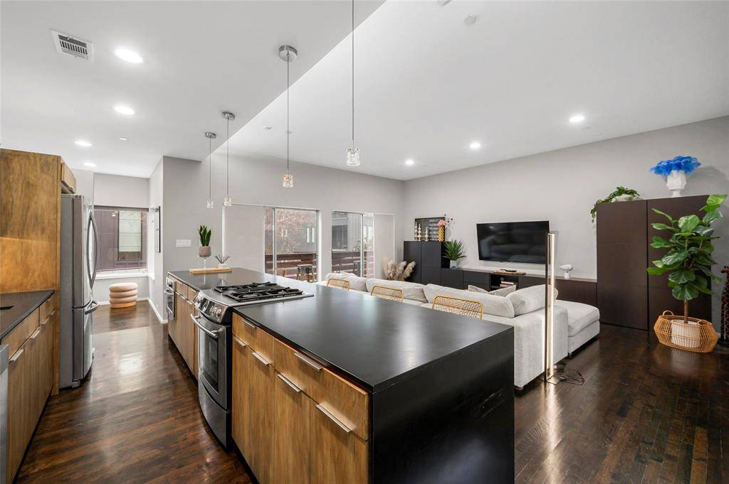 5205 Capitol Avenue #9, Dallas, TX 75206