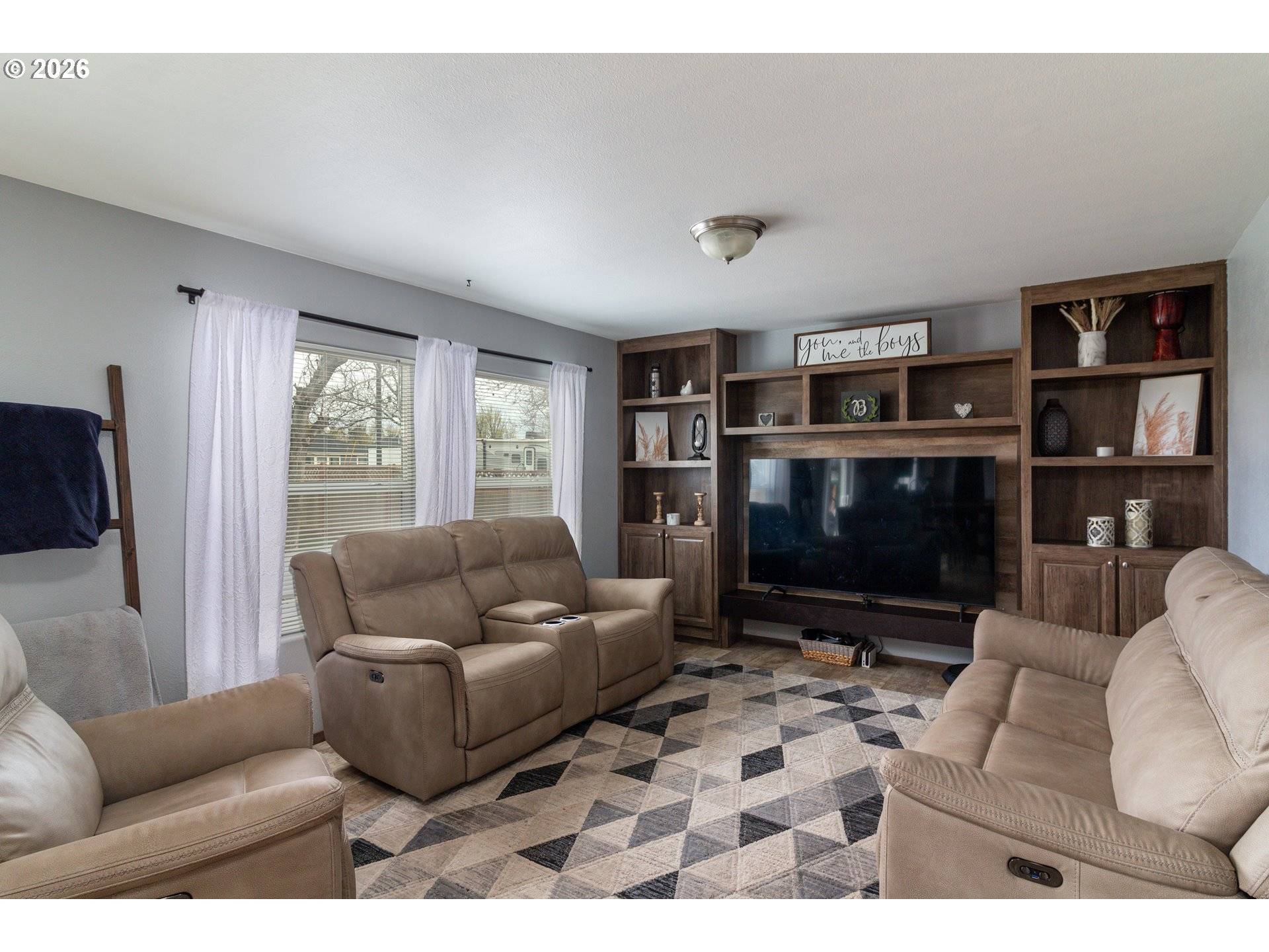 240 NW JEWELL CT, Irrigon, OR 97844