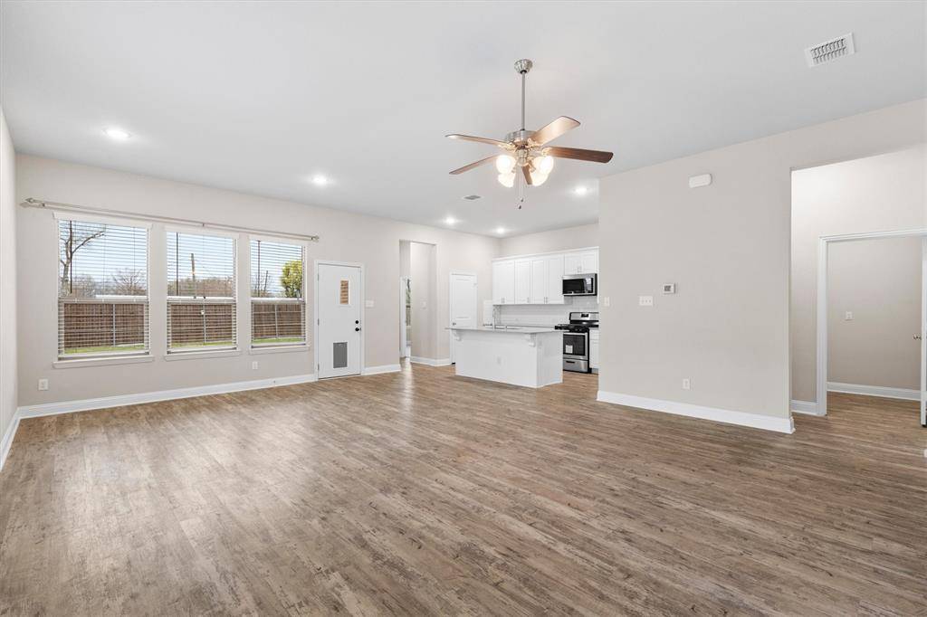 576 Spruce Trail, Forney, TX 75126