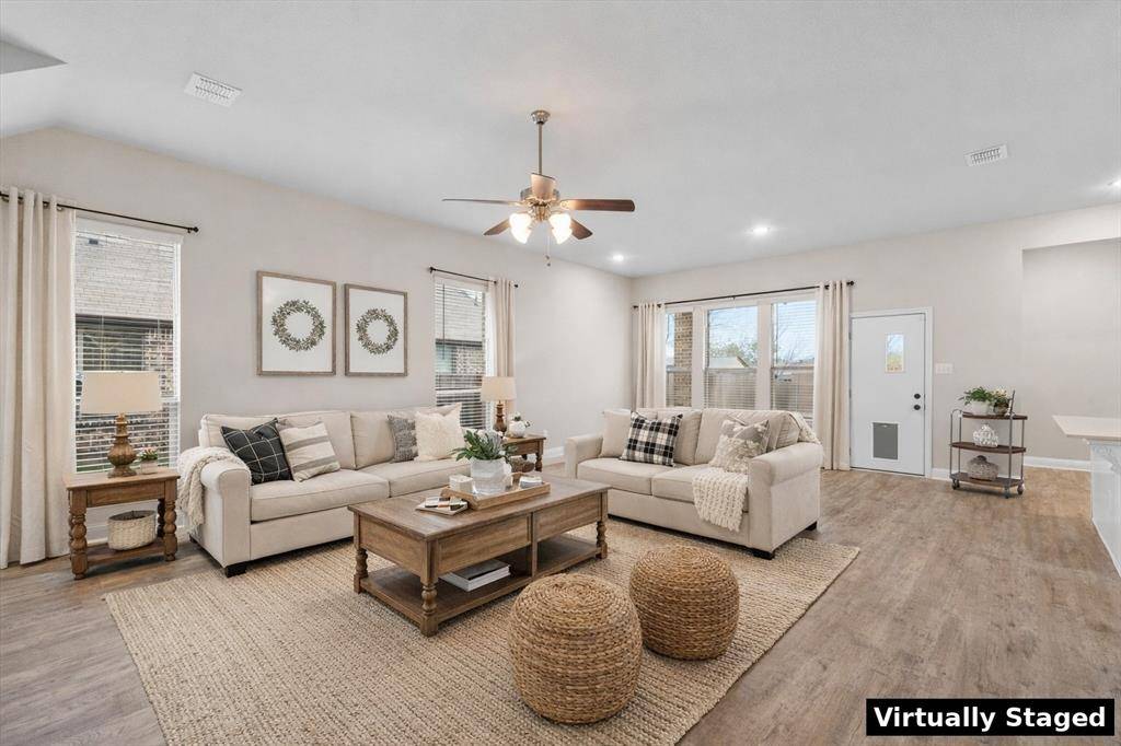 576 Spruce Trail, Forney, TX 75126