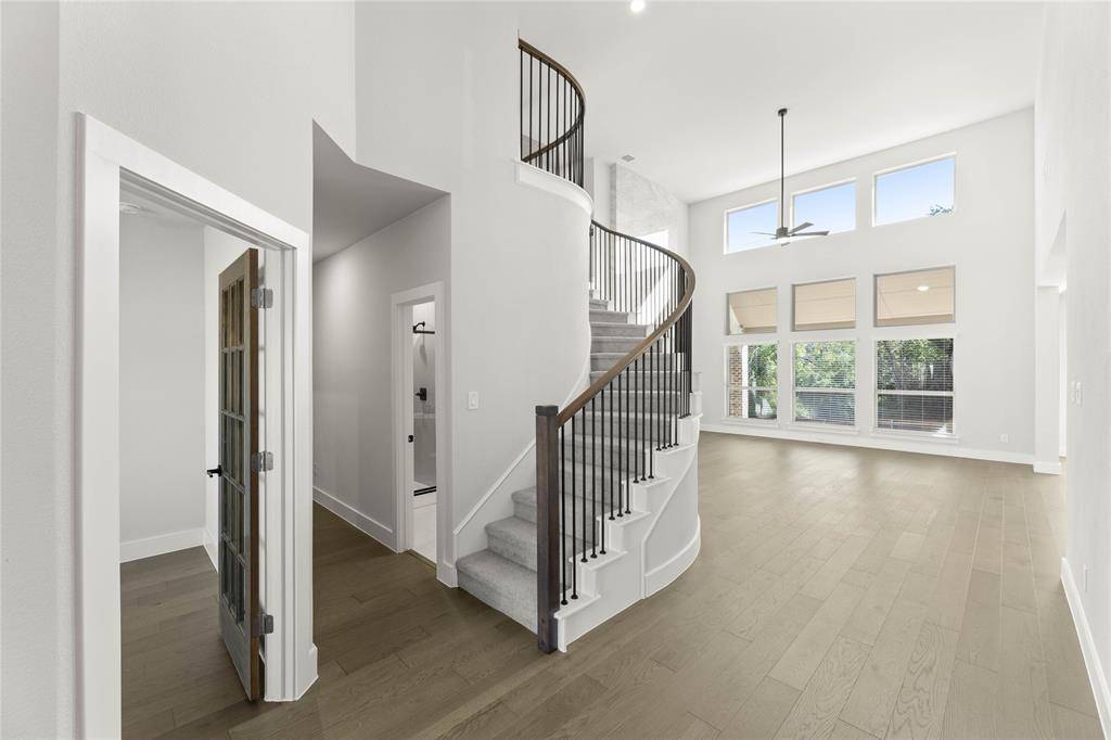 516 Big Lake, Desoto, TX 75115