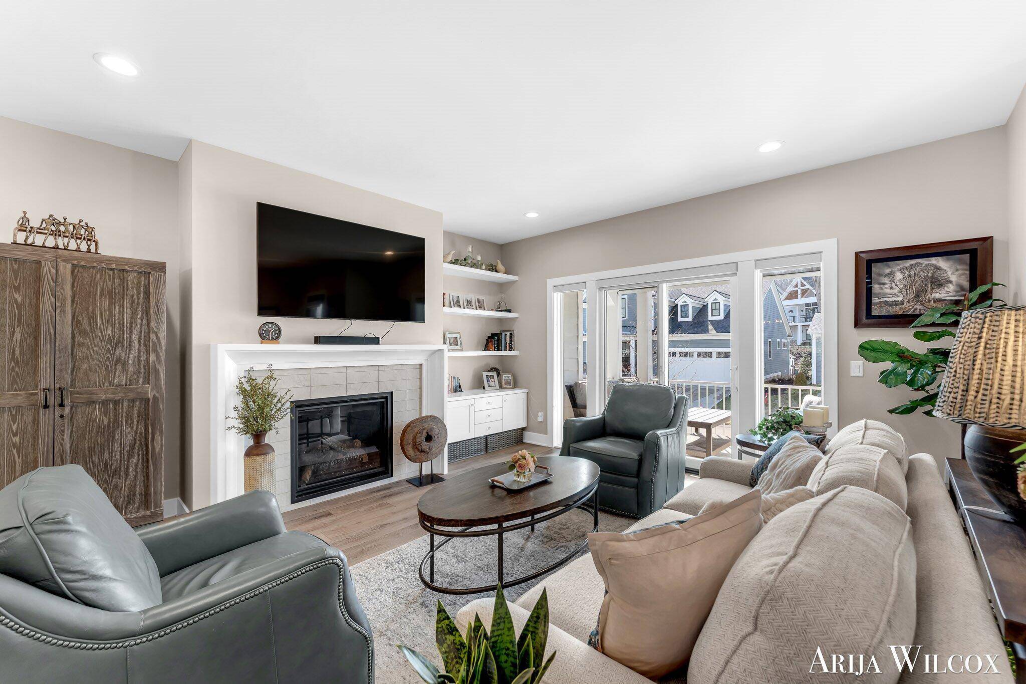 643 Greenslate DR SE, Ada Twp, MI 49301