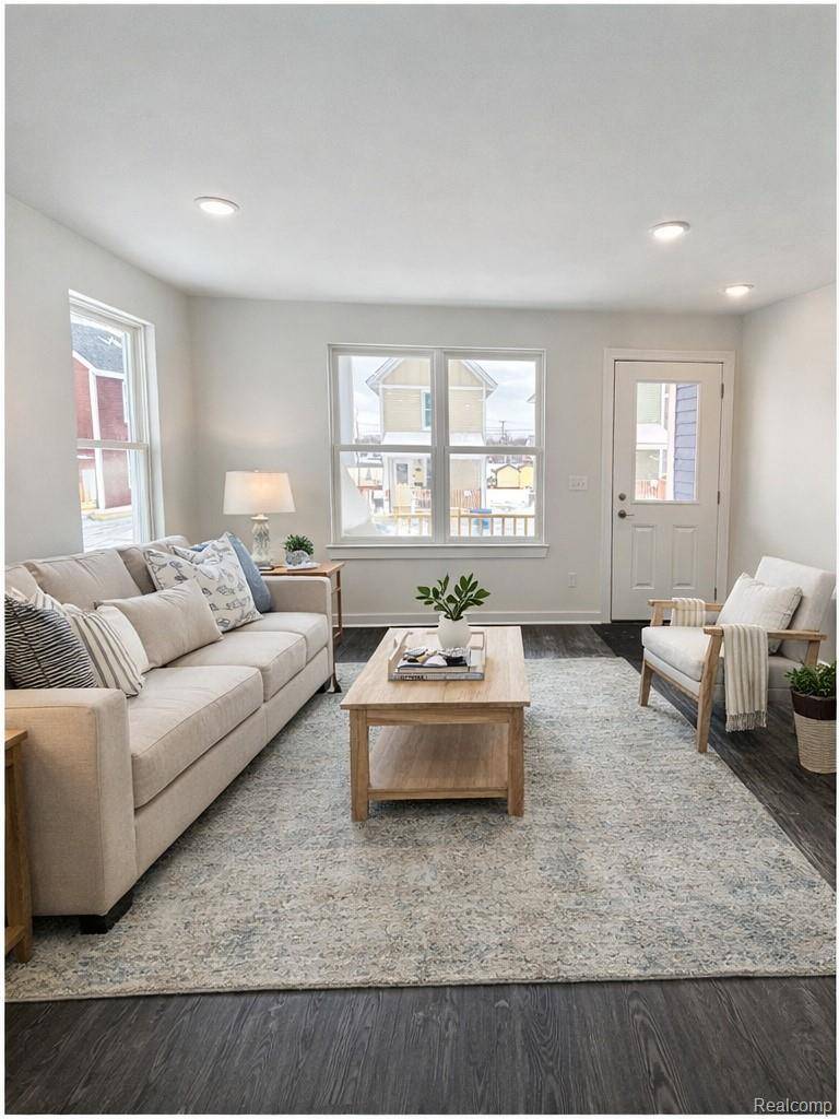 312 High ST #3, Ypsilanti, MI 48198